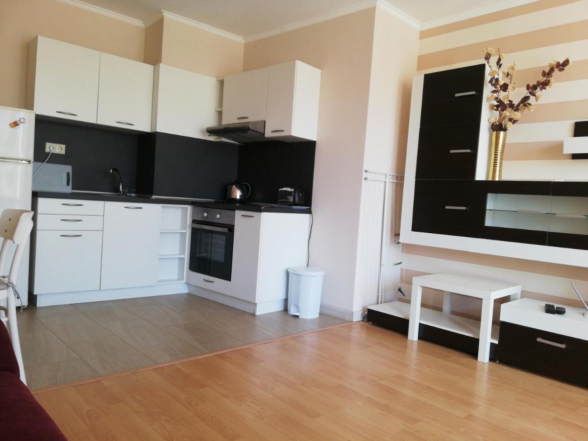 Supreme Beach Apartments Балчик Екстериор снимка