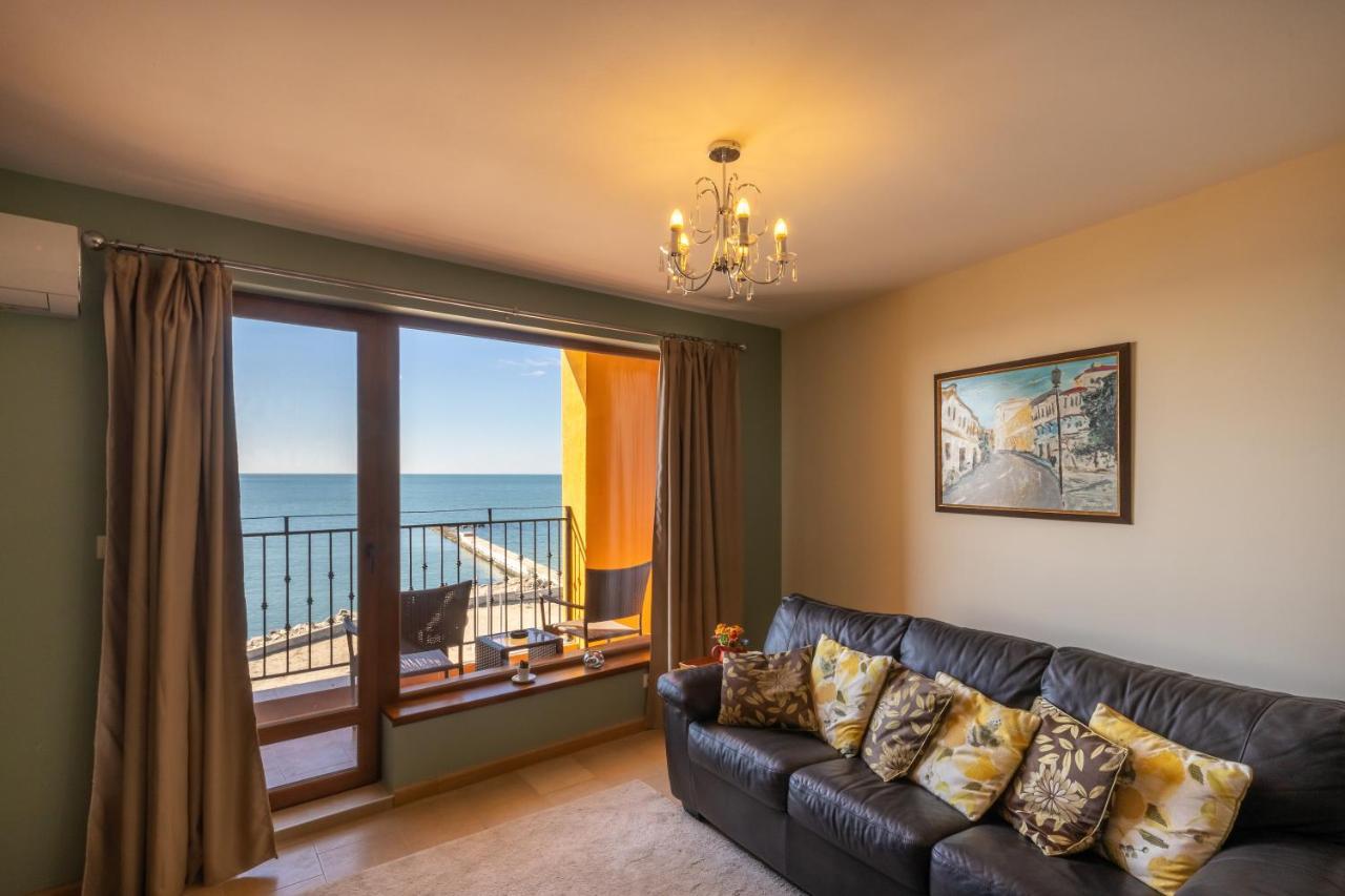 Supreme Beach Apartments Балчик Екстериор снимка