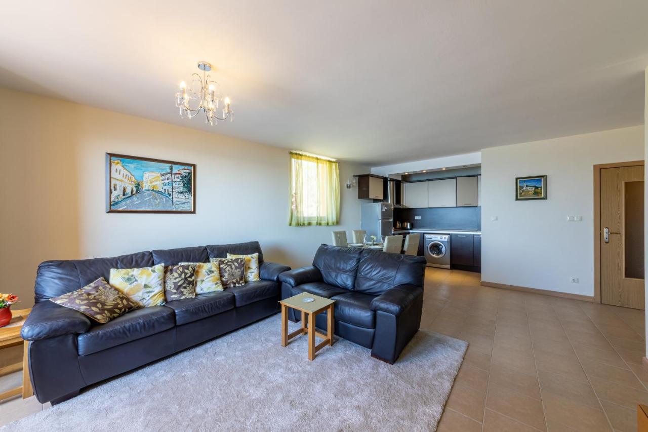 Supreme Beach Apartments Балчик Екстериор снимка