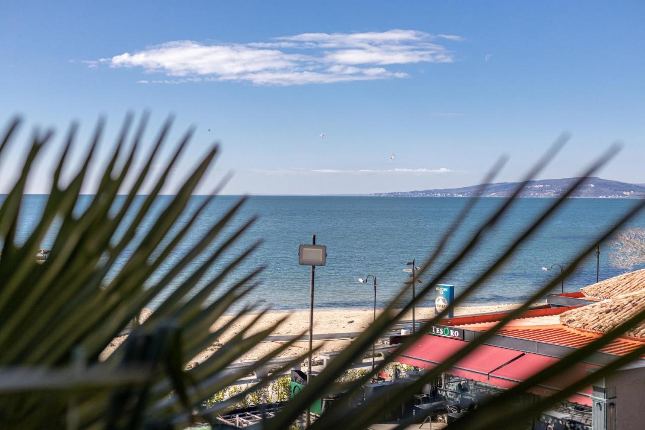 Supreme Beach Apartments Балчик Екстериор снимка